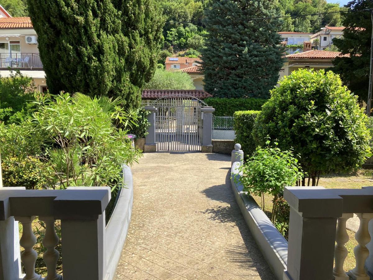 Apartman Villa Amelia Mošćenička Draga Exterior foto